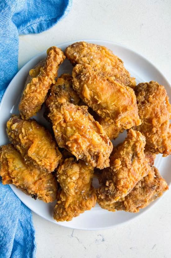 Deep fried chicken wings 12 pieces 炸鸡翼